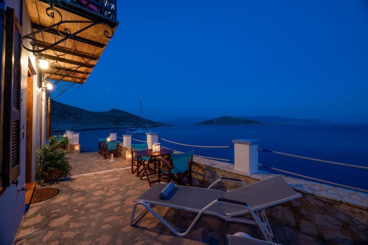 Villa Leleka Chalki Town Extérieur photo