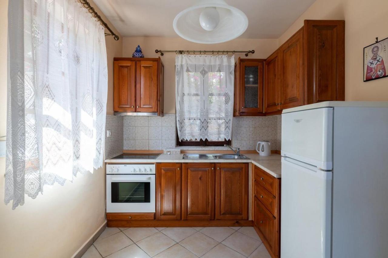 Villa Leleka Chalki Town Extérieur photo
