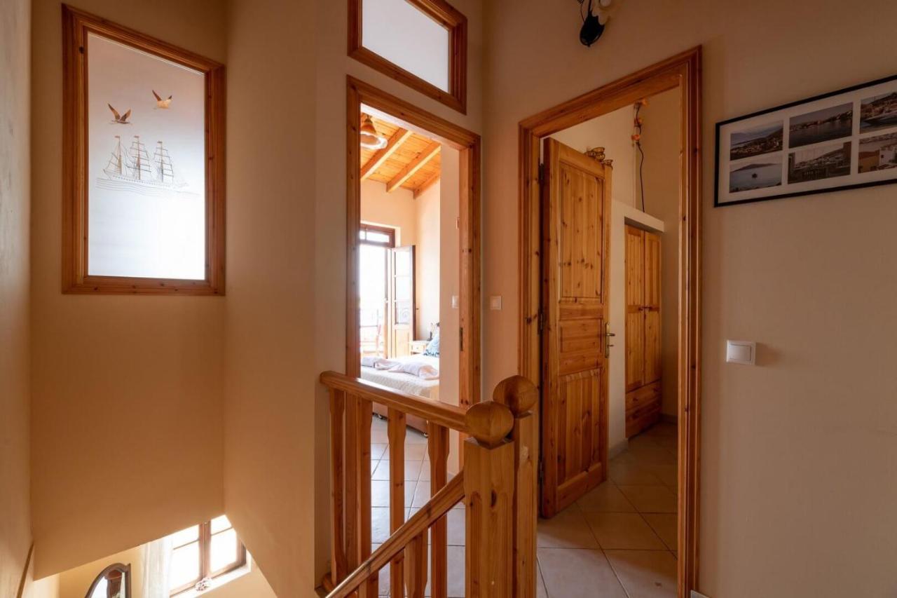Villa Leleka Chalki Town Extérieur photo